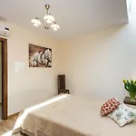 Vanilla 7 Apartment